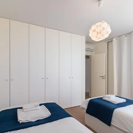 Blue G Villa Sagres